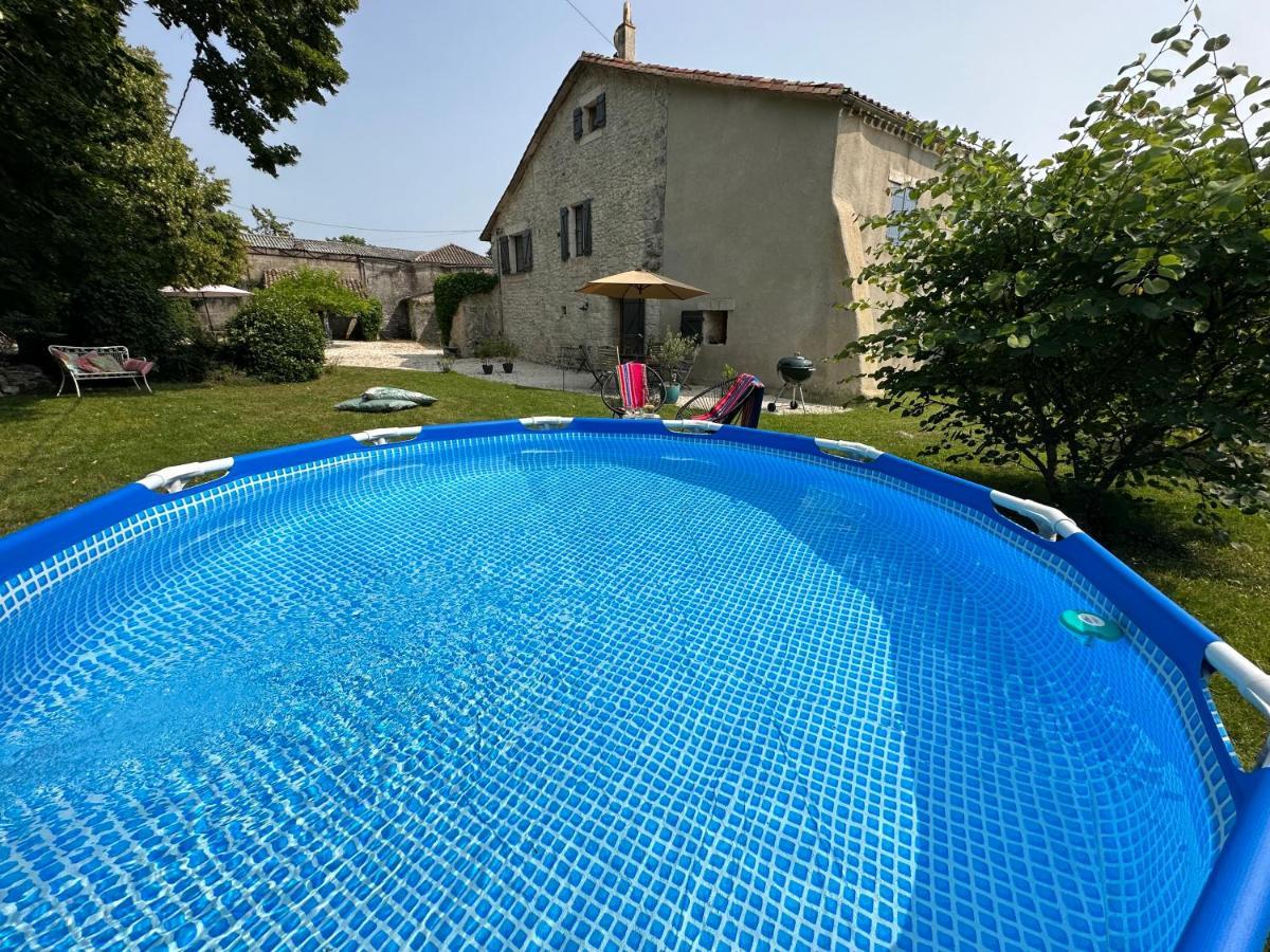 Bed & Breakfast Elisabeth Saint-Matre Экстерьер фото